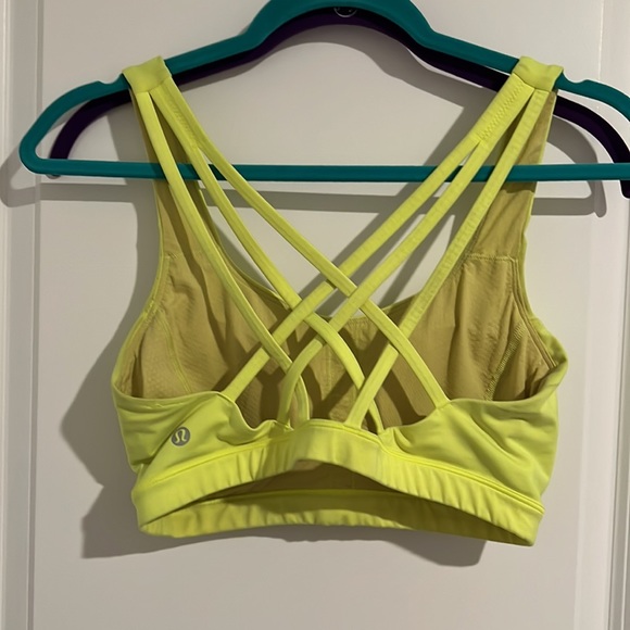 Lululemon sports bra - Picture 3 of 6